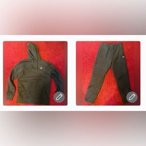 Vans Men’s Faded Black look Sweatsuit  size Small